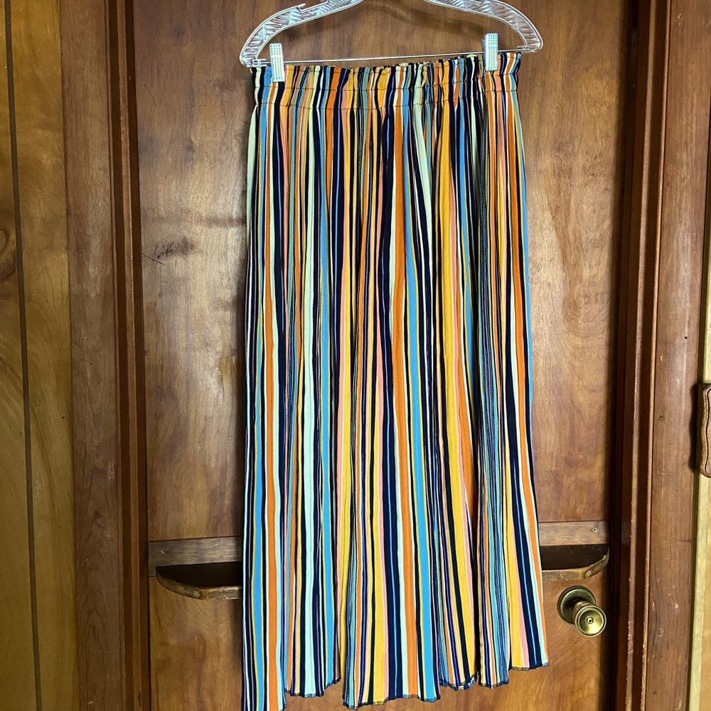 Fun & Flowy Pants/long skirt